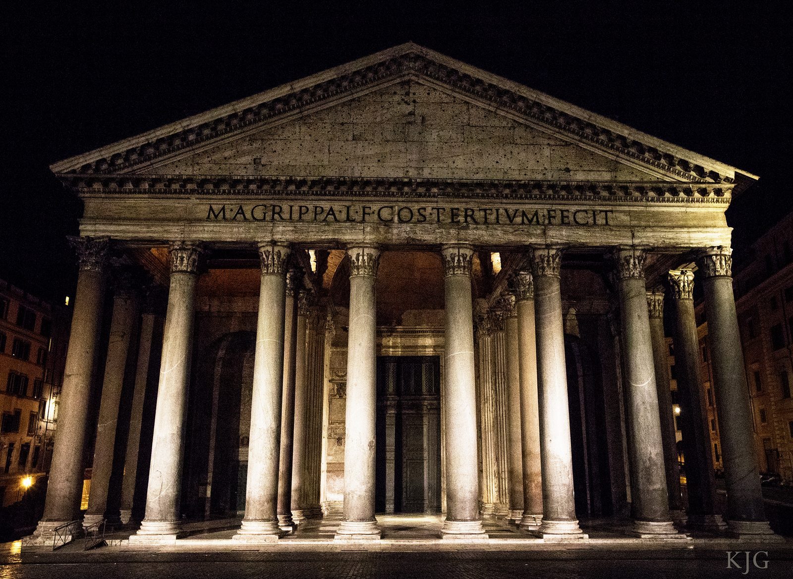 Roma · No. 02 — Rome, Italy
